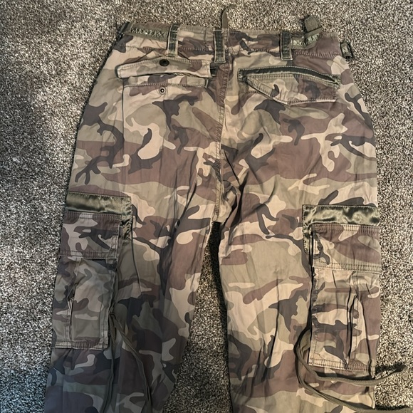 Abercrombie camo pants - Picture 4 of 4